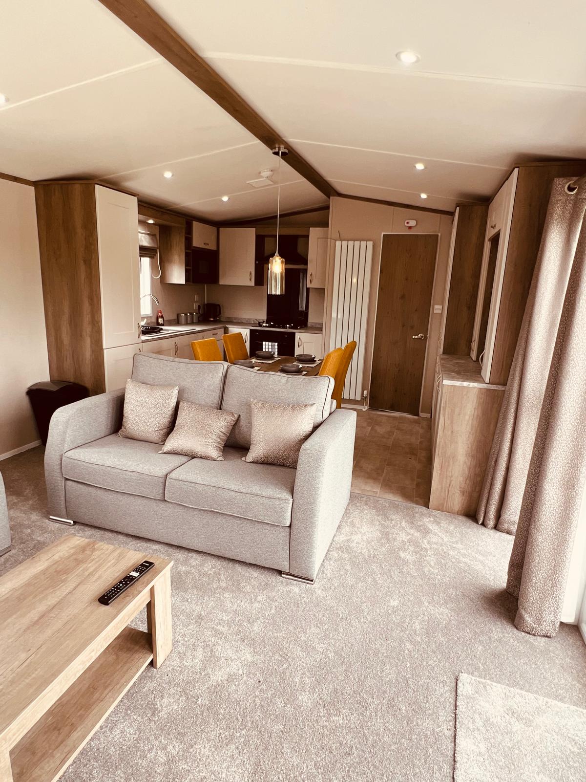 erins lakes and lodges gallery image